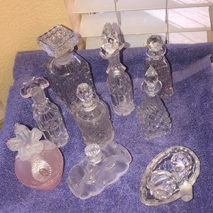 Perfume bottle set of 8 plus 2 crystal stoppers balls